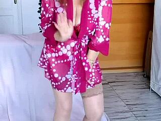 Mariaold Needs Your Cock, See What I'll Do With My Big Tits 😘