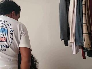 Black Ebony Squirts While Fucking Ass