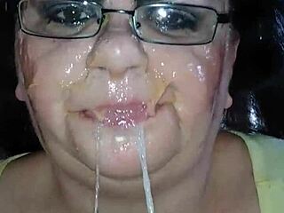 Thick lady shows off her gagging skills with toys