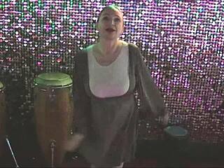 Busty Milf MariaOld Seducing Stranger with Girdle Stockings in Bar Encounter.