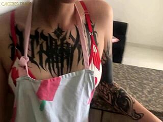 my stepmom's slut gives me her ass in the kitchen