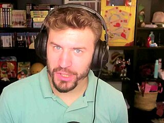 Oh no, DC comics gone wrong with unlimited tits and boobs!