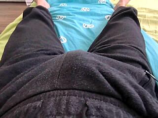 Descriptive scene of peeing in my pants on the bed