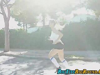 bouncing big tits babe, want to fuck her bubble butt?