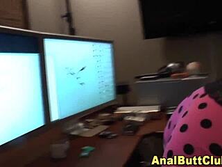 Slut With Nice Ass Gets Fucked By Monster Cock In High Definition Anal Scene