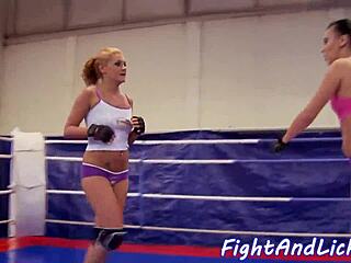 Wrestling babe relaxes with solo play