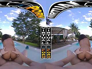 Skyla suns' outdoor pool fuck in pov
