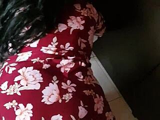 I fuck my stepsister while she cleans her big ass