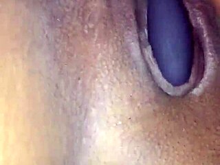 J&J use vibrator to make pussy cum