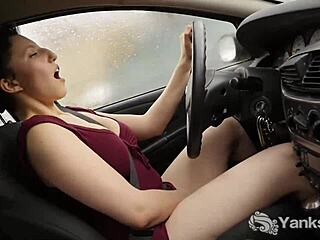 Yanks Cutie JENNY ORGASMS While DRIVING, Climaxing With Cum And Tits Outdoors