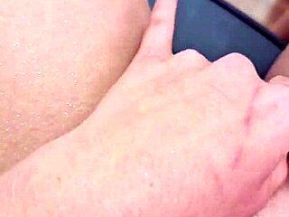 elisa sanches and pamela pantera prepare for anal sex