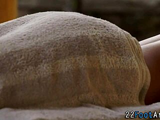 Cutie provides relaxing foot massage with feet