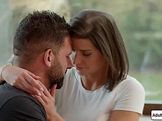 Sexy European babe Niki Harris gets doggystyled