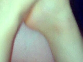 That teen amateur bbw shakes so hard with the magic wand, she says