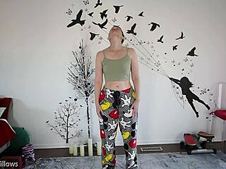 Yoga Lesson Turns Into Hardcore Fucking With Big Ass Babe!