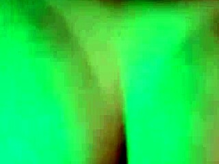 Horny girl gets a messy cumshot on her wet pussy