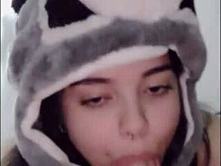 Watch cute teen deepthroat in 69 position?