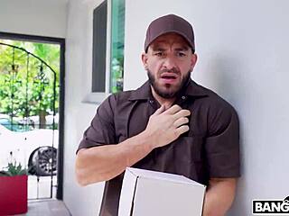 Blonde With Big Tits Gives Shaved Pussy Massage Leading To Blowjob And Creampie