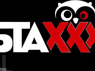 sweet brunette daria gives her ass to boyfriend for hardcore anal