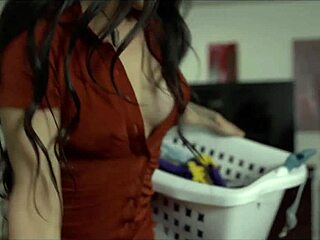 Hot Transgender Fucks Girl With Monster Cock In Ass