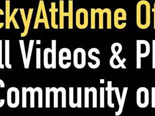 i'm vicky vette, takin off my bikini to suck my lovers cock, oops