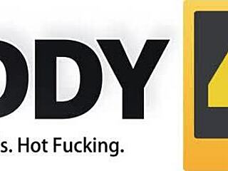 Wow, Young 18+ Lady, How’d You End Up Banging This Senior So Perfectly?