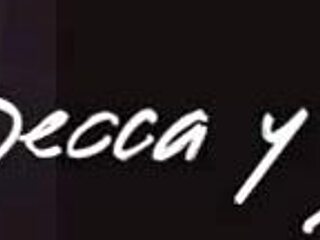 mi prima piensa que vemos peliculas pero la cojo y me vengo en sus tetas grandes