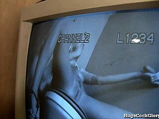 riley evans enjoys a hidden cam session with a blonde in a voyeur setting