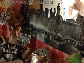 I Caught My Girlfriend With Her Tits Exposed