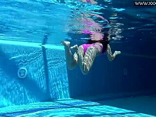 Sex Selector - Blonde Pawg Anna Claire Clouds Piped Down