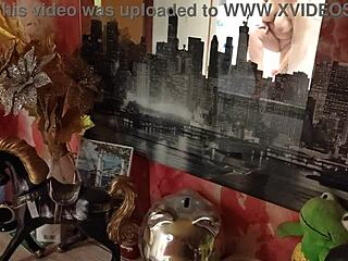 I Caught My Girlfriend With Her Tits Exposed