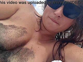 i saw a naked girl on the public beach, she's so cute