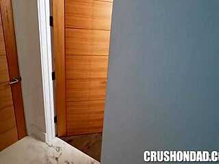 Petite teen River Lynn and Mike Mancini in hot action