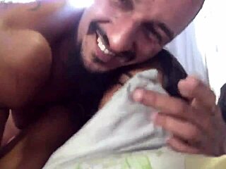 Comi a namorada do meu amigo na pele e gozei na boca dela a safada engoliu tudo e falou q com ele ela nunca fez isso deixou eu filmar jasmine santanna 😏