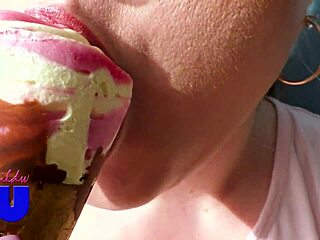 i suck ice cream like a dick, teasing with my mouth in this fetish video