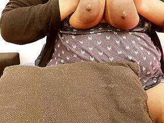 Fucking Sexy Indian Baby While She Shows Off Her Natural Tits In Intense Session