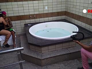 can a tattooed novinho with big cock satisfy this latina coroa experiente like wallif santos on xvideos red?