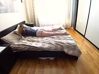 Just banged my step sister while she scrolled snaps!