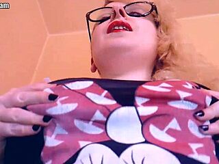 Want to see Estrella Steam's Tits Covered in Cream?