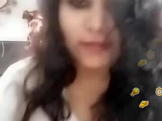 sona bhabhi shows nipples on bigo live