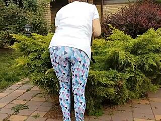 i see her sucking big cock