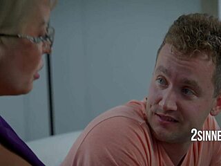 Milf psychologist dives into my wild family fantasies!