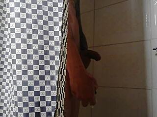 Bathroom Adventures With Andrew Byps