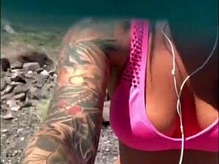 Felicity Feline Slut Dances Webcam Moments