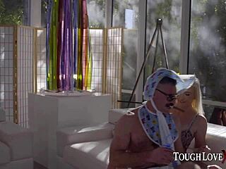 Kendra Sunderland deep doggystyle ki pyaas bujhti hai Toughlovex scene mein