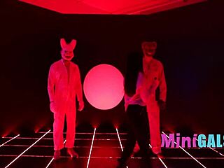 At night, animatronics awaken to bang an Asian teen 18+ guard in wild fantasy.