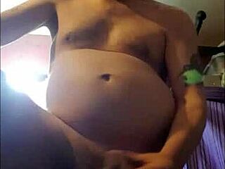 bisexual guy just shot a huge load