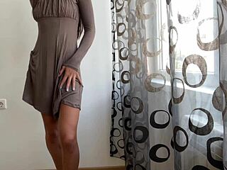 Damn, check this erotic asian dance with tight pussy penetration close up! 🔥