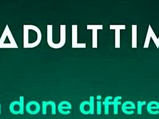 aroused lauren phillips and victoria voxxx suck clit and lick pussy