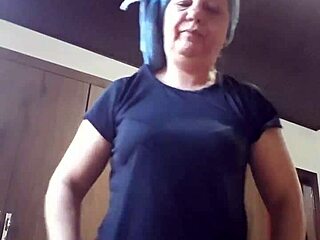 Taking A Shower And Smelling Good For You